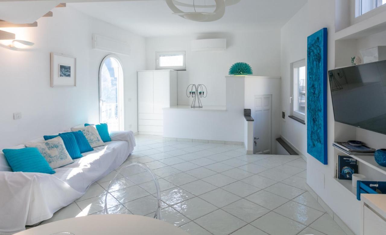 Rooftop Luxury Suite By Caprirooms Exterior photo