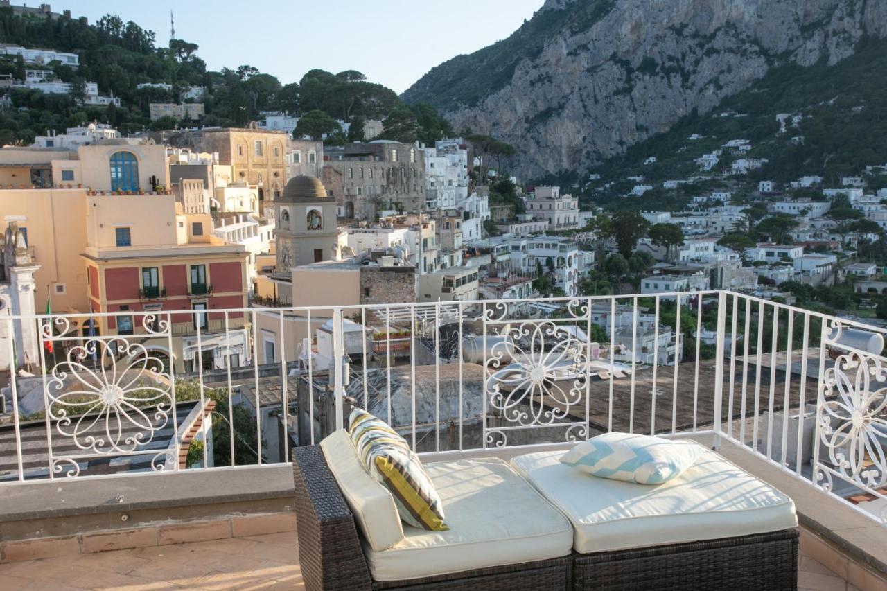 Rooftop Luxury Suite By Caprirooms Exterior photo