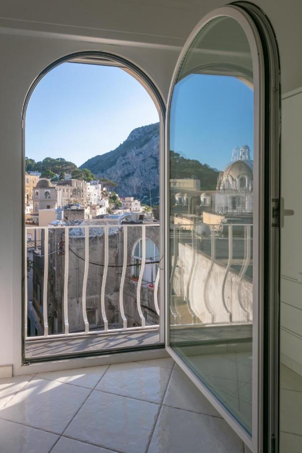 Rooftop Luxury Suite By Caprirooms Exterior photo