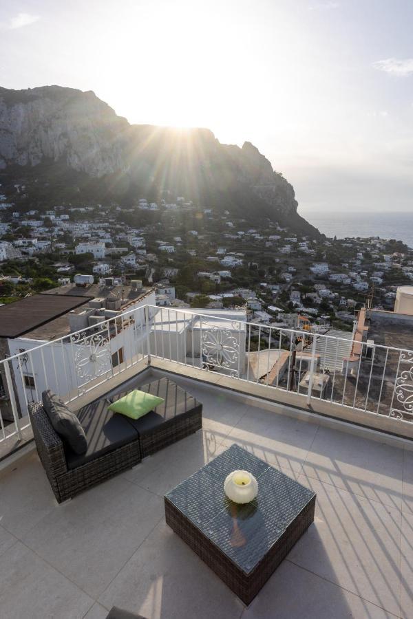 Rooftop Luxury Suite By Caprirooms Exterior photo