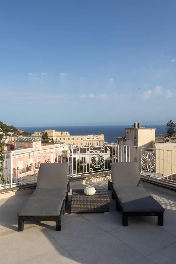 Rooftop Luxury Suite By Caprirooms Exterior photo