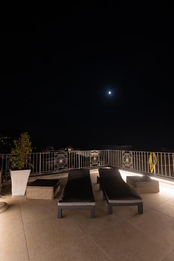 Rooftop Luxury Suite By Caprirooms Exterior photo