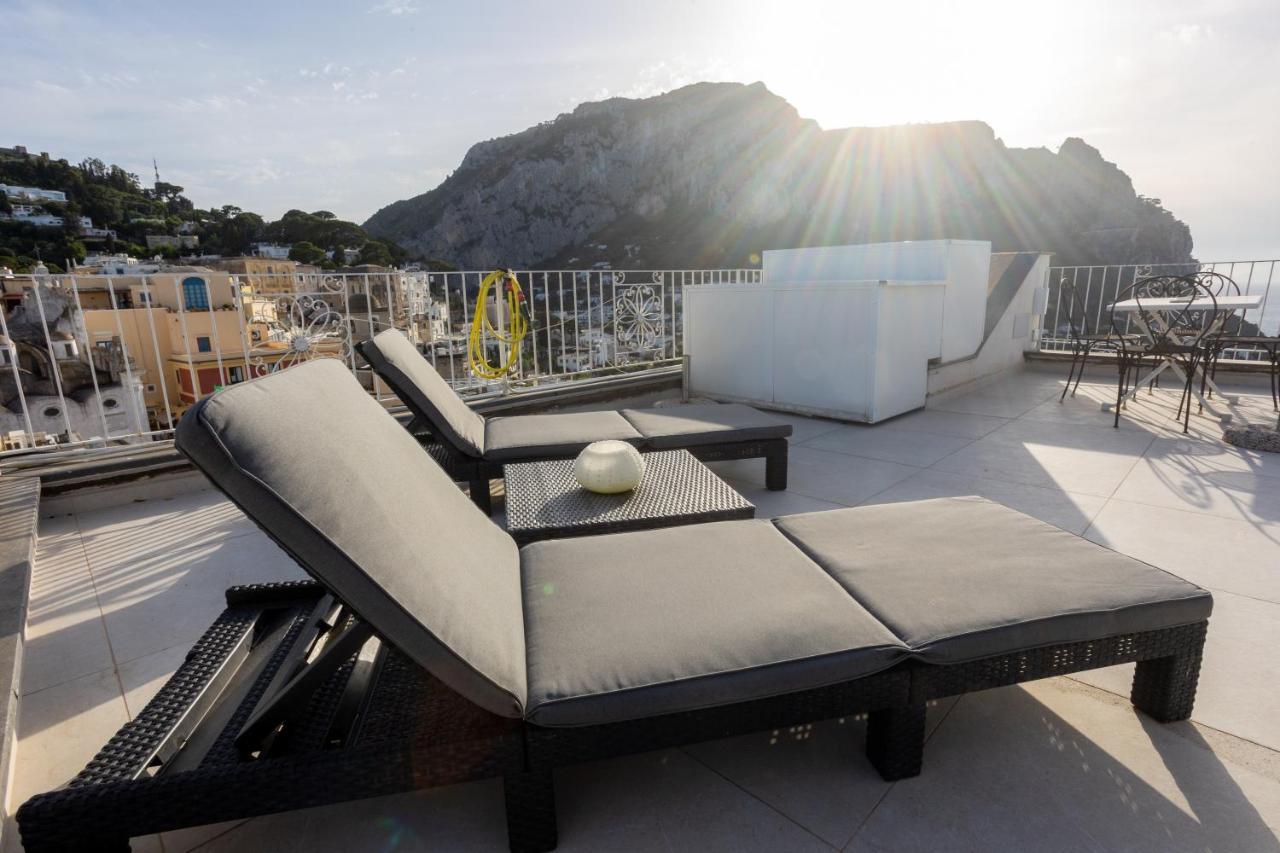 Rooftop Luxury Suite By Caprirooms Exterior photo